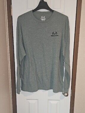REALTREE Mens 2X-Large Long-Sleeve Heather Green Graphic Tee w/Camo Flag on Back